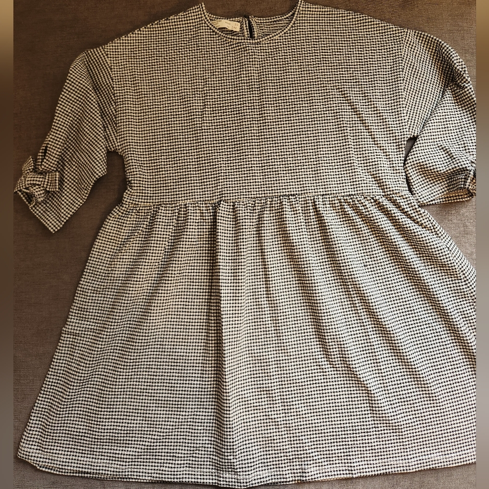ZARA GIrls Dresss Size 10 Color Black and  Excellent Conditions